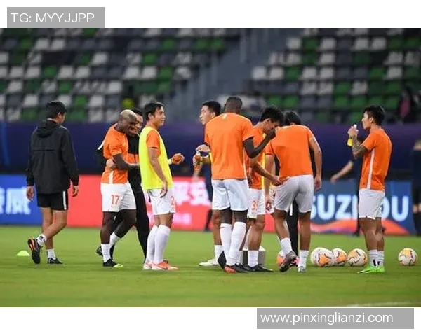 赛后分析：重庆足球队与武汉足球队的速度对决全景回顾