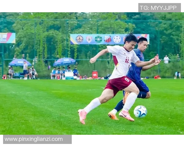 赛后复盘:上海足球队与西安足球队的团队协作分析与战术探讨 赛后复盘:上海足球队与西安足球队的团队协作分析与战术探讨