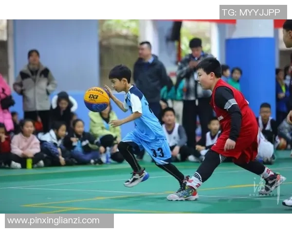 重庆篮球队勇闯世锦赛的辉煌历程与背后故事揭秘