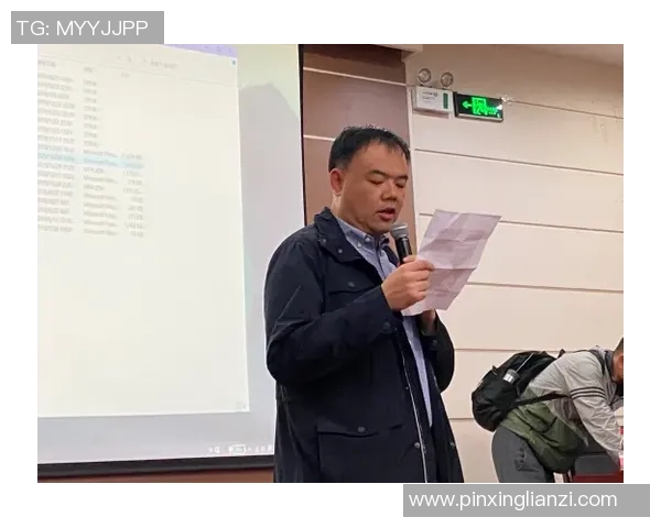 重庆篮球队比赛经验分析与表现评估探讨