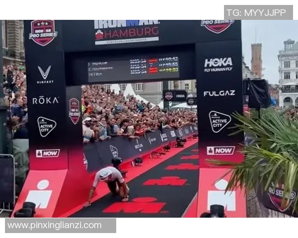 重庆足球队的拼搏之路在欧锦赛上的辉煌与挑战