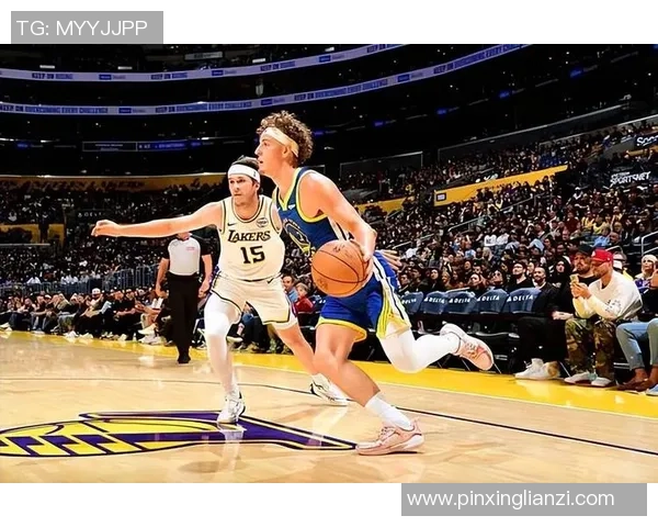 黄秀英专访:从球场新星到篮球传奇的成长之路回顾 黄秀英专访:从球场新星到篮球传奇的成长之路回顾