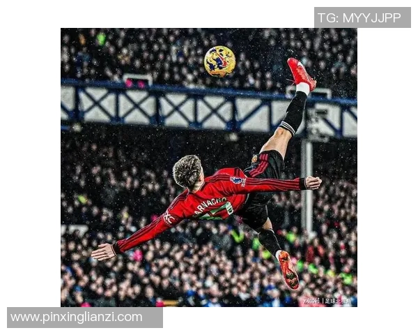 模仿足球明星进球技巧大揭秘让你成为球场上的闪耀之星 模仿足球明星进球技巧大揭秘让你成为球场上的闪耀之星