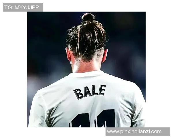 巴西足球明星贝贝拖的传奇之路与辉煌成就揭秘